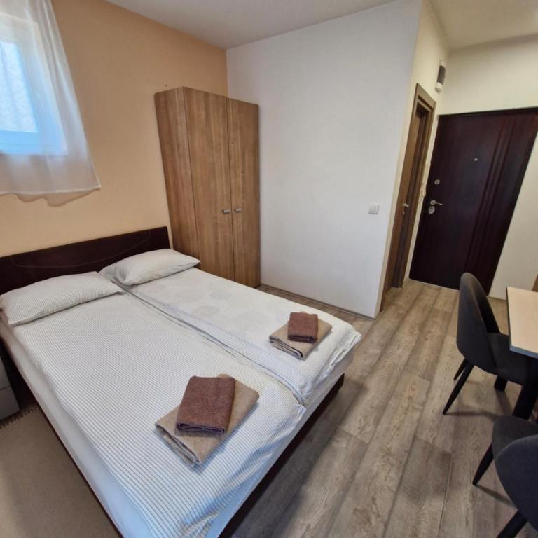 Apartman New - One-Bedroom Apartment with Balcony - 15