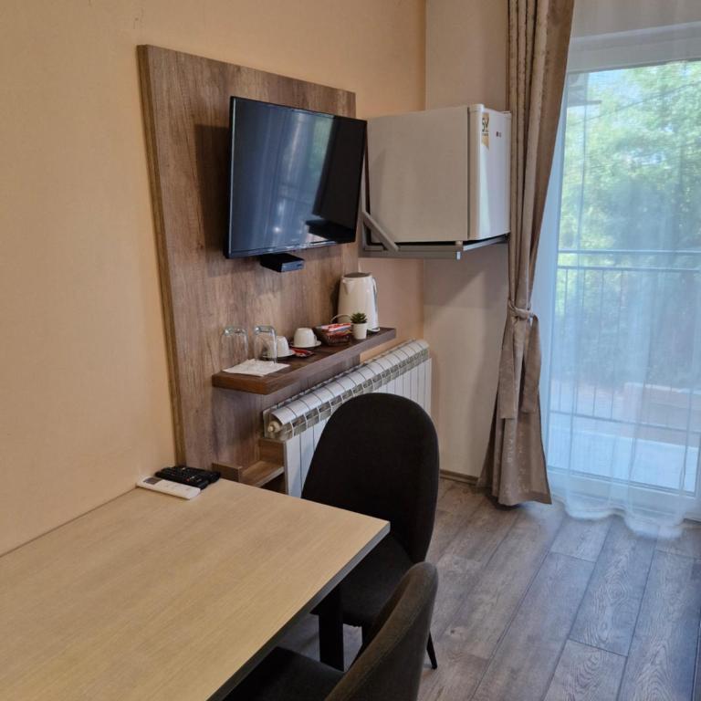 Apartman New - One-Bedroom Apartment with Balcony - 3