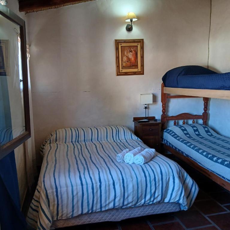 Hotel La Herencia - Quadruple Room with Private Bathroom - 1