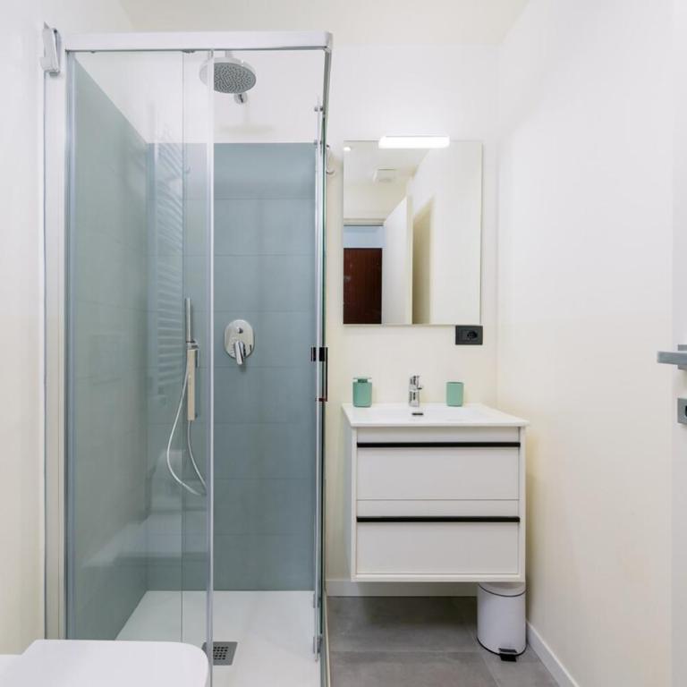 Comodo appartamento a due passi da Piazza Statuto - One-Bedroom Apartment - 16