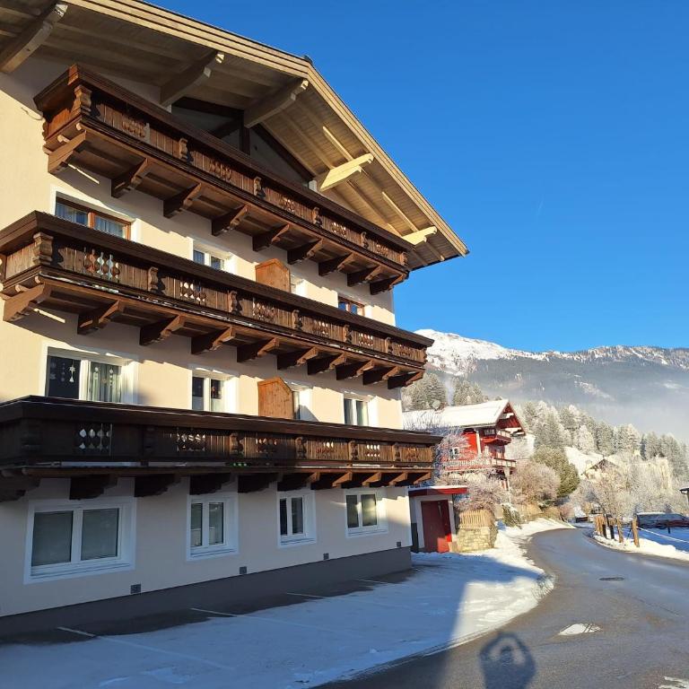 Appartement Wenger - Three-Bedroom Apartment - 1
