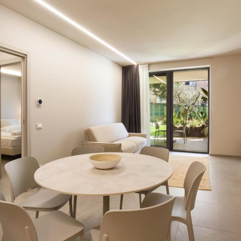 Villa Carlotta - Appartamento con 2 Camere da Letto e Vista Piscina - 14