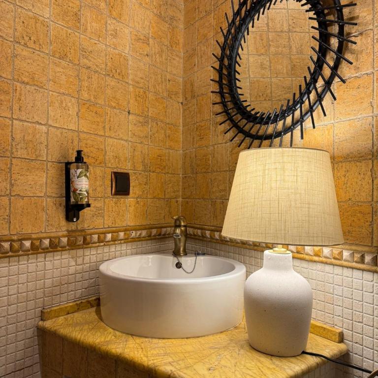 10Pax Terraza minipiscina-jacuzzi Parking free - Villa - 75