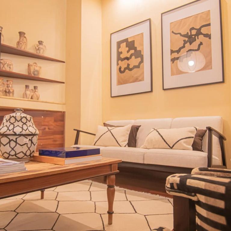 10Pax Terraza minipiscina-jacuzzi Parking free - Villa - 47