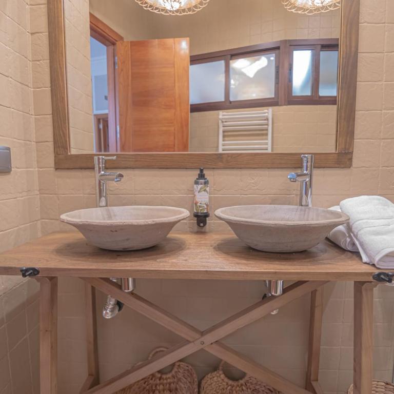 10Pax Terraza minipiscina-jacuzzi Parking free - Villa - 38