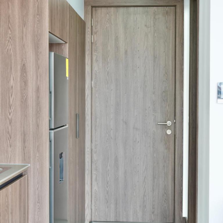 Seis Residences - One-Bedroom Apartment - 3