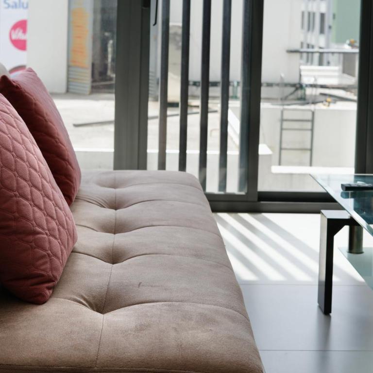 Seis Residences - One-Bedroom Apartment - 5