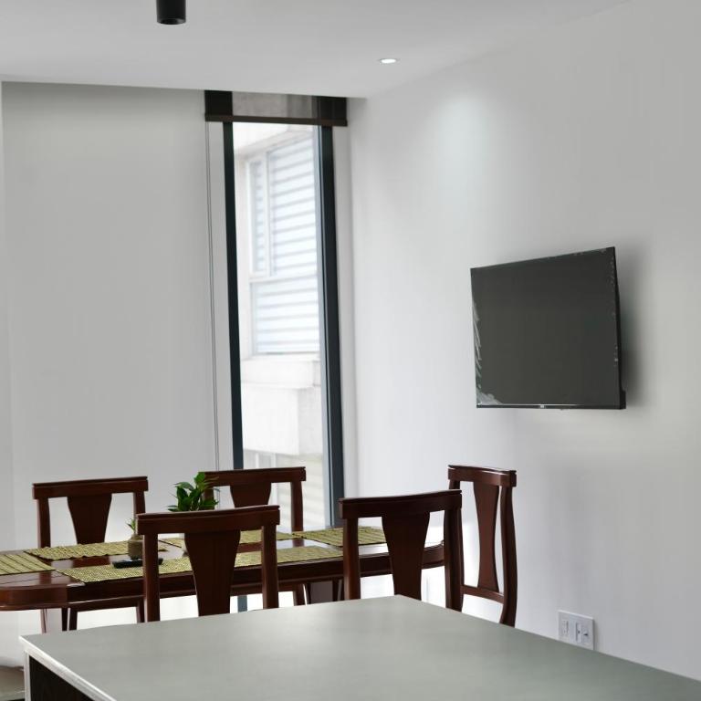 Seis Residences - Two-Bedroom Apartment - 15
