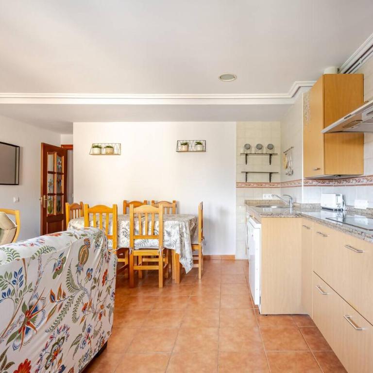 Apartamento la Esperanza de Llanes - Three-Bedroom Apartment - 5