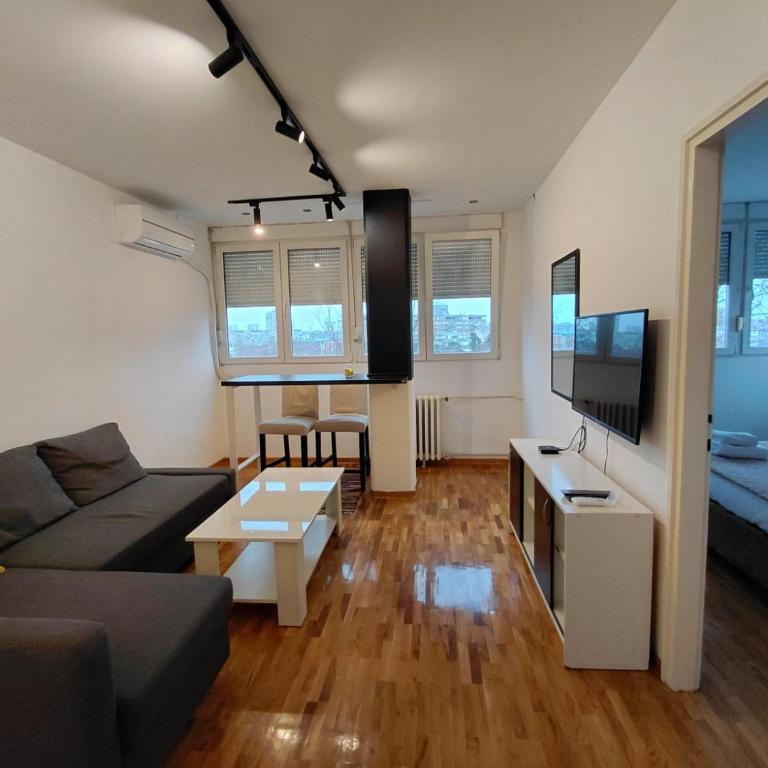 Fontana - One-Bedroom Apartment - 17