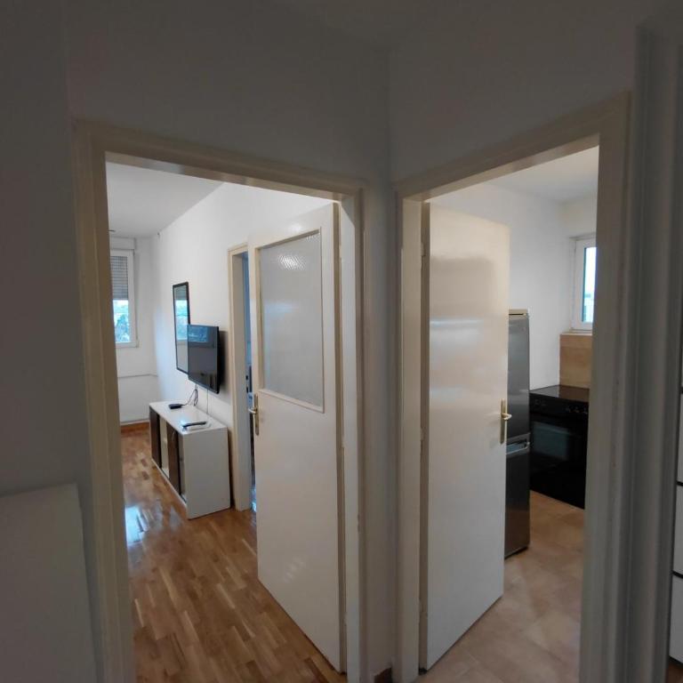 Fontana - One-Bedroom Apartment - 19
