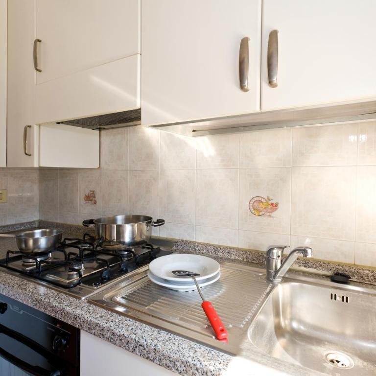 Residence Riviera - Appartamento con 1 Camera da Letto e Balcone - 5