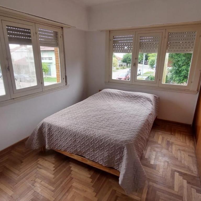 casa mar del plata 6 a 8 personas, cerca de la playa - Casa de 3 dormitorios - 1
