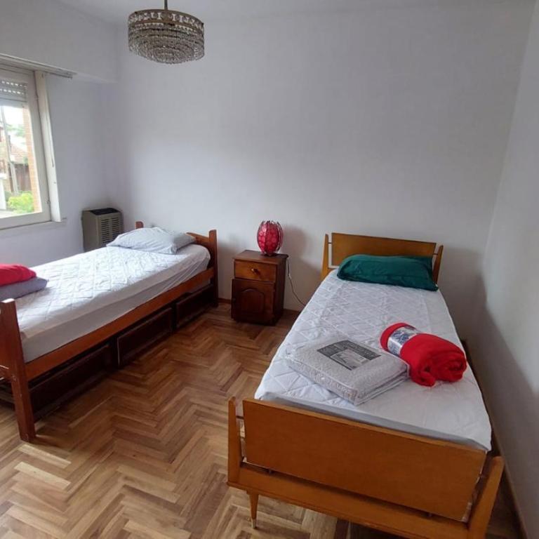 casa mar del plata 6 a 8 personas, cerca de la playa - Casa de 3 dormitorios - 9
