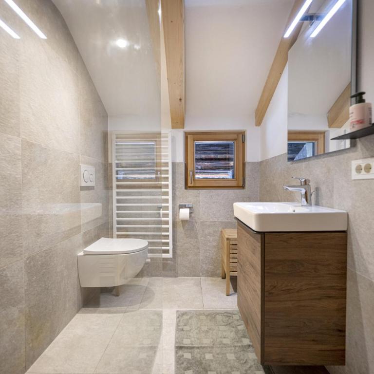 Apartments Trebe - Appartamento Familiare con 2 Camere da Letto e Vista - 10