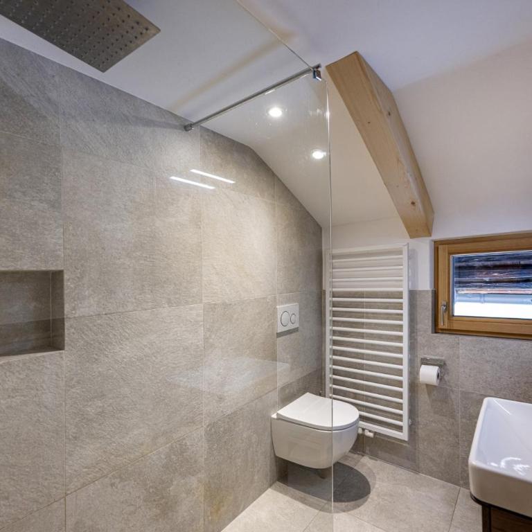 Apartments Trebe - Appartamento Familiare con 2 Camere da Letto e Vista - 5