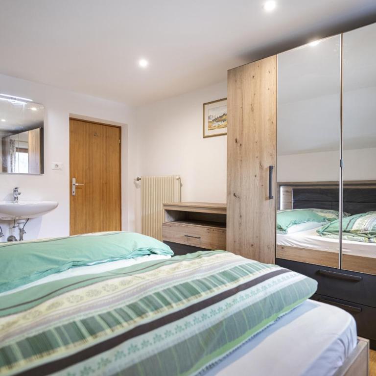 Apartments Trebe - Appartamento Familiare con 2 Camere da Letto e Vista - 15