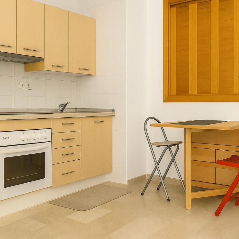 Apartamento con parking cerca de Puerto Marina - Apartamento - 5