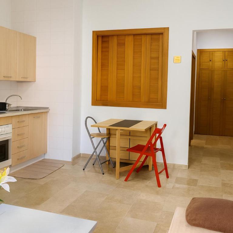 Apartamento con parking cerca de Puerto Marina - Apartamento - 10