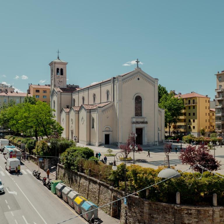 La Finestra sulla Piazza - Appartamento con 2 Camere da Letto - 24