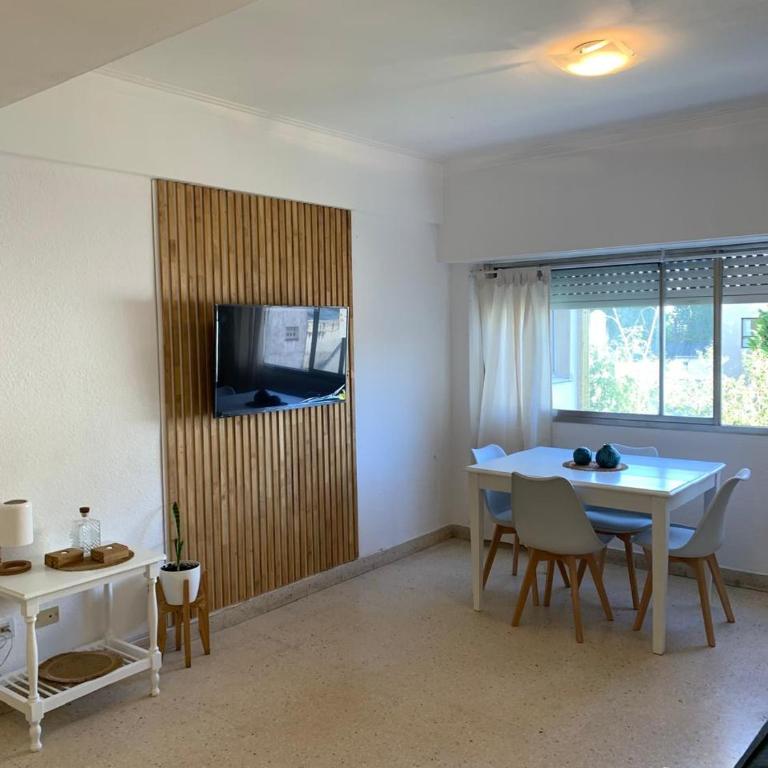 2 Ambientes en Plaza Mitre con Garage - Apartamento de 2 dormitorios - 17