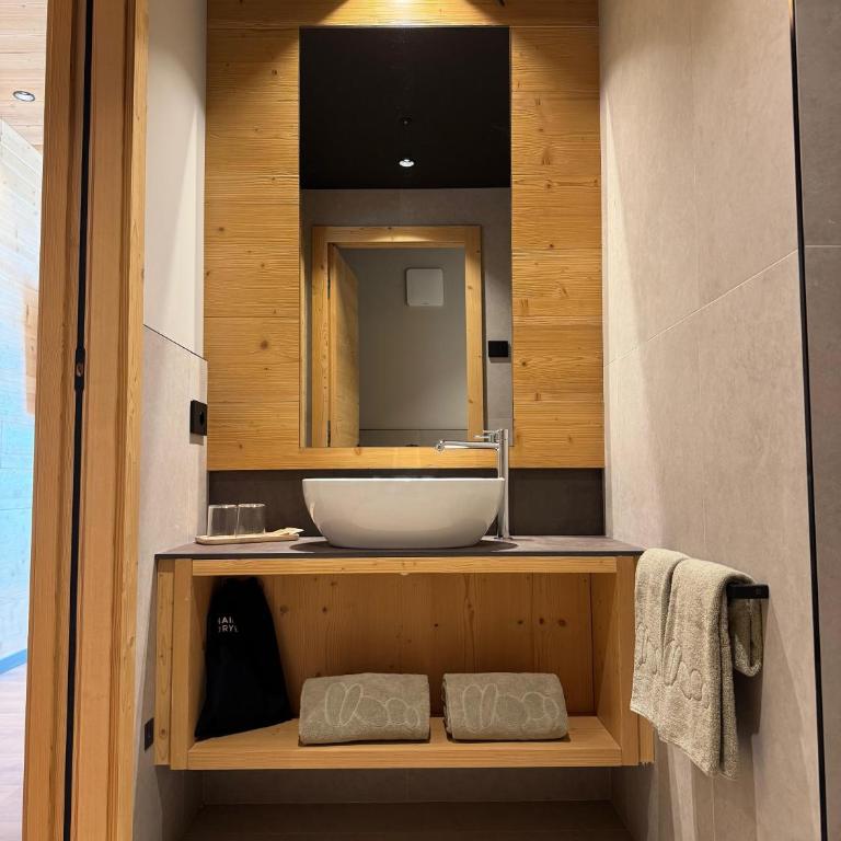 Hotel Damelis - Adults Only - Camera Deluxe Matrimoniale/Doppia con Letti Singoli con Balcone - 9