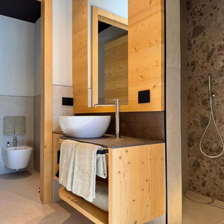 Hotel Damelis - Adults Only - Camera Matrimoniale/Doppia con Letti Singoli con Balcone - 11