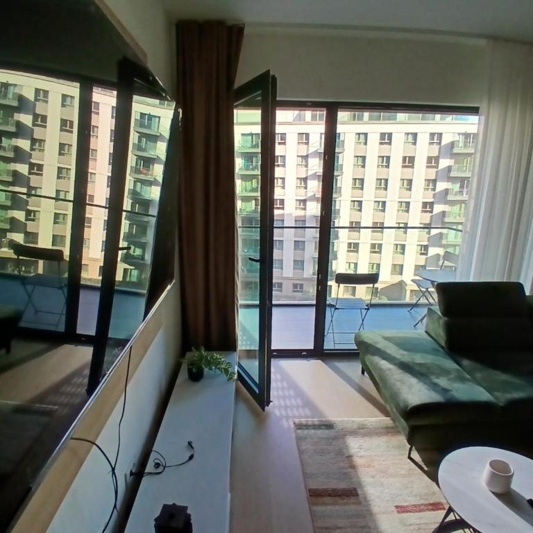 Hugo Home Belgrade Waterfront - One-Bedroom Apartment - 1