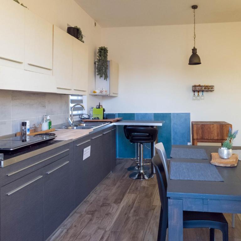 Nest Guesthouse - Camera Familiare - 22