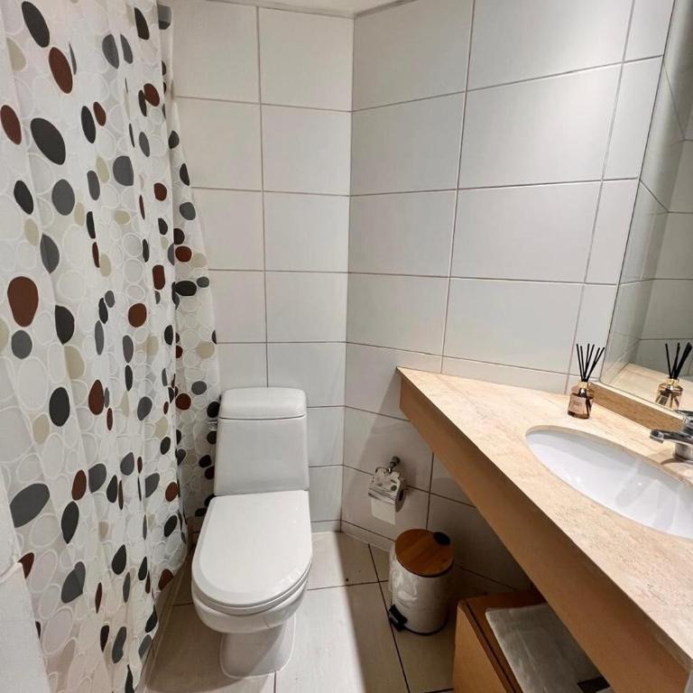 Refugio creativo Free Parking 1BR, Metro, TV - One-Bedroom Apartment - 6