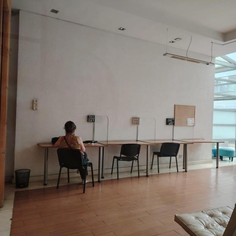 Refugio creativo Free Parking 1BR, Metro, TV - One-Bedroom Apartment - 53