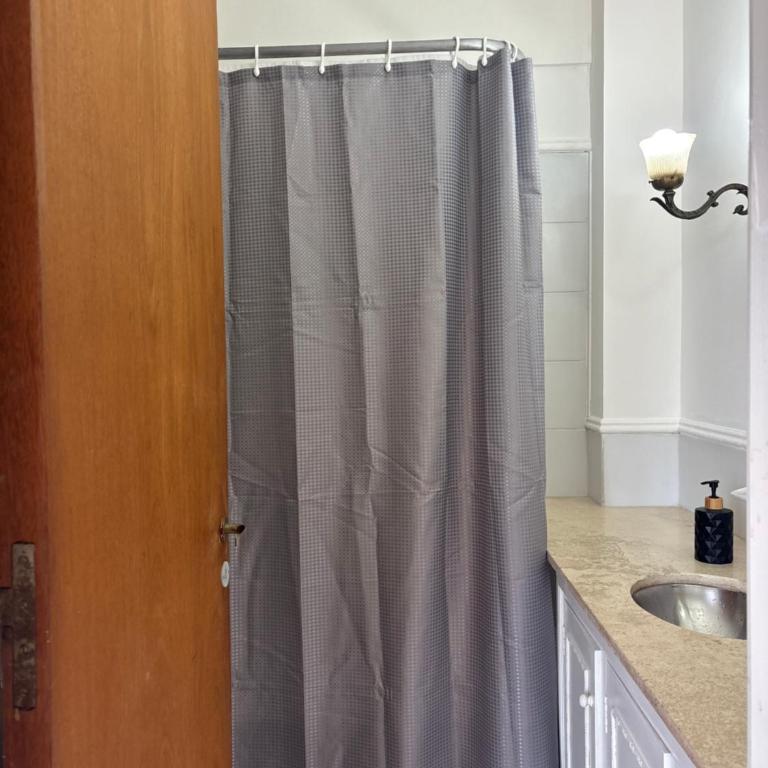 Loft - Vistas rio - Remodelado! - Apartamento de 1 dormitorio - 5