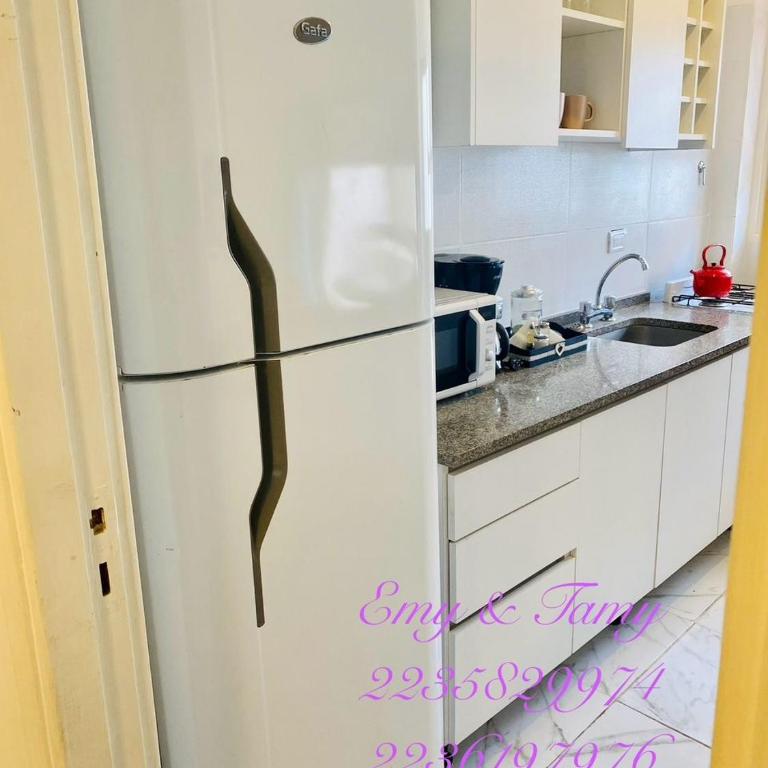 Depto Colón y viamonte - One-Bedroom Apartment - 4