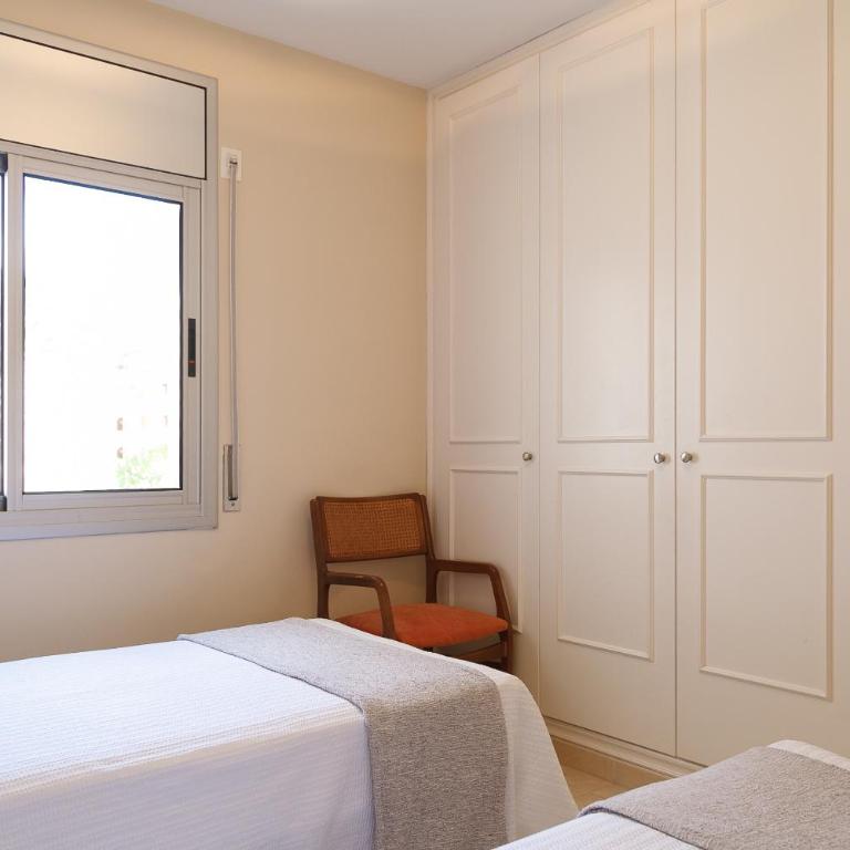 UHC Rodas Apartments - Apartamento de 3 dormitorios con vistas - 25