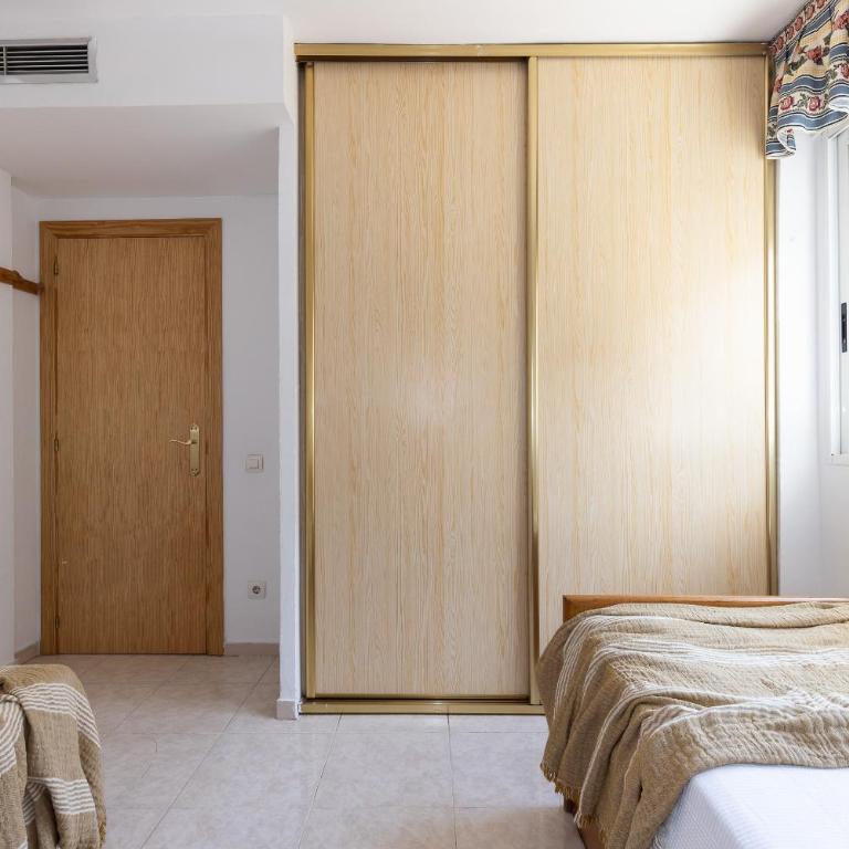 UHC Mar Internum Apartments - Two-Bedroom Apartment with Sea View - 18