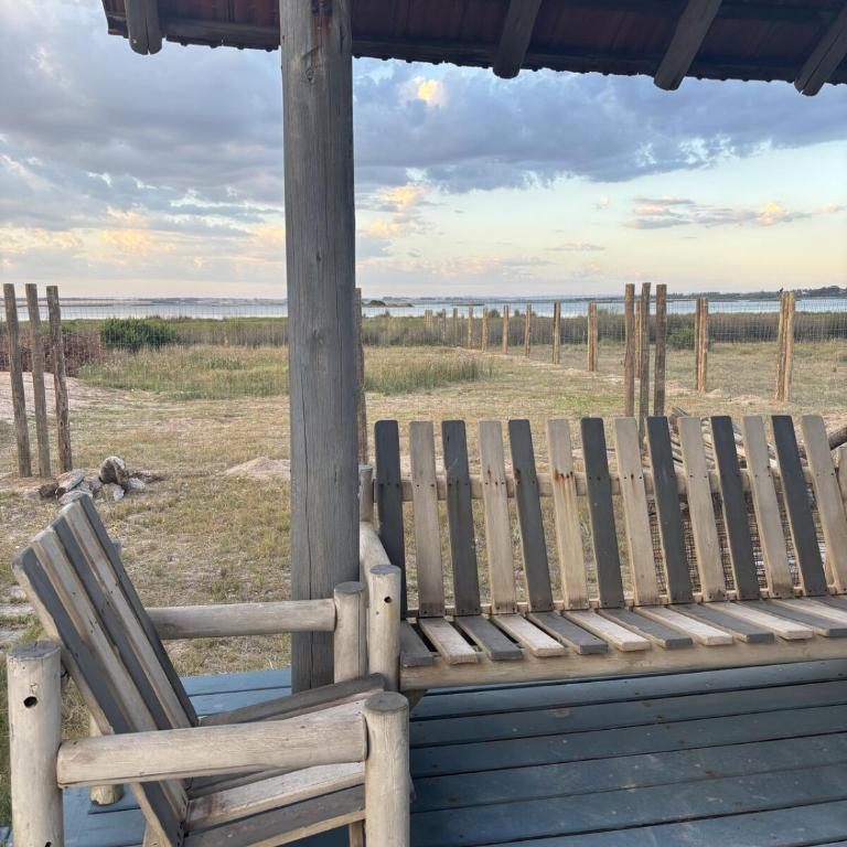 Cabaña en Santa Monica, entre el mar y la Laguna José Ignacio - One-Bedroom House - 11