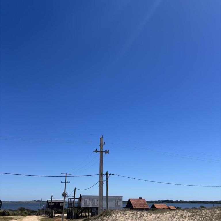 Cabaña en Santa Monica, entre el mar y la Laguna José Ignacio - One-Bedroom House - 13