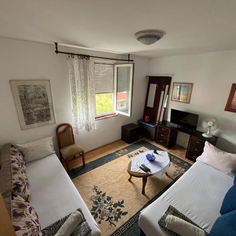 Fenix Mostar - Mixed Dormitory Room - 1