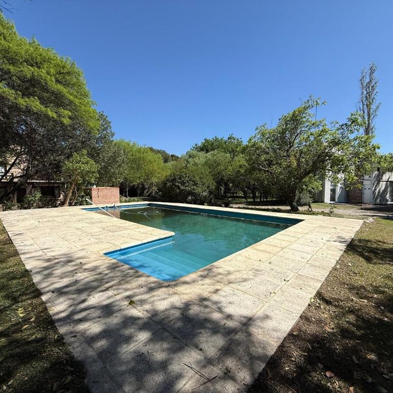 Zeus - Three-Bedroom House - 19