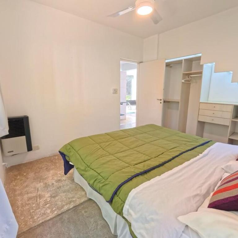 Zeus - Three-Bedroom House - 20
