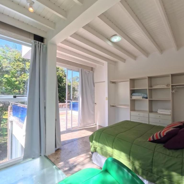 Zeus - Three-Bedroom House - 21
