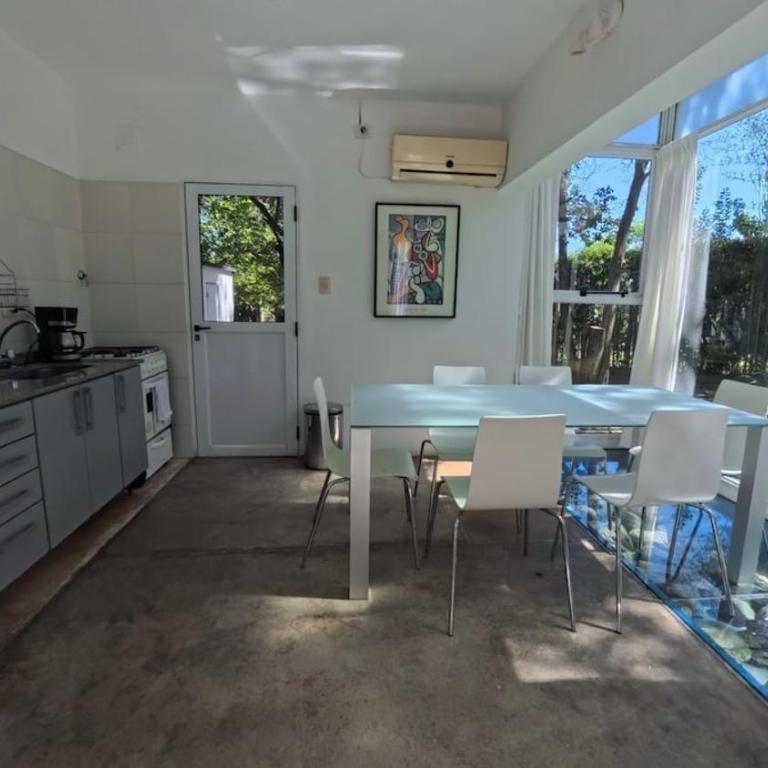 Zeus - Three-Bedroom House - 22