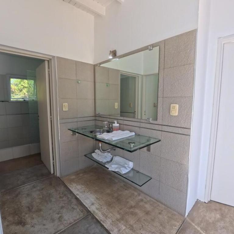 Zeus - Three-Bedroom House - 24