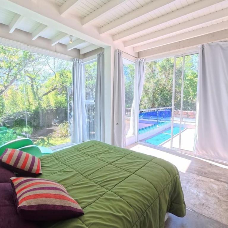 Zeus - Three-Bedroom House - 26