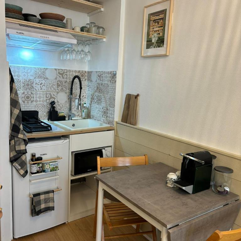 Studio de charme hyper centre la Rochelle - Studio mit Kingsize-Bett - 8