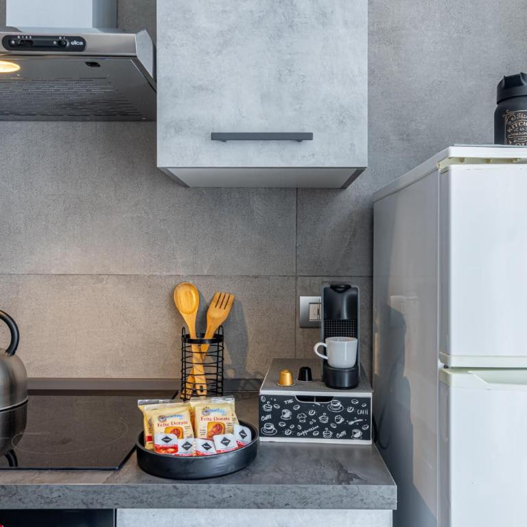 Lovely Apartment - 15 minutes to Duomo - Appartamento con 1 Camera da Letto - 20
