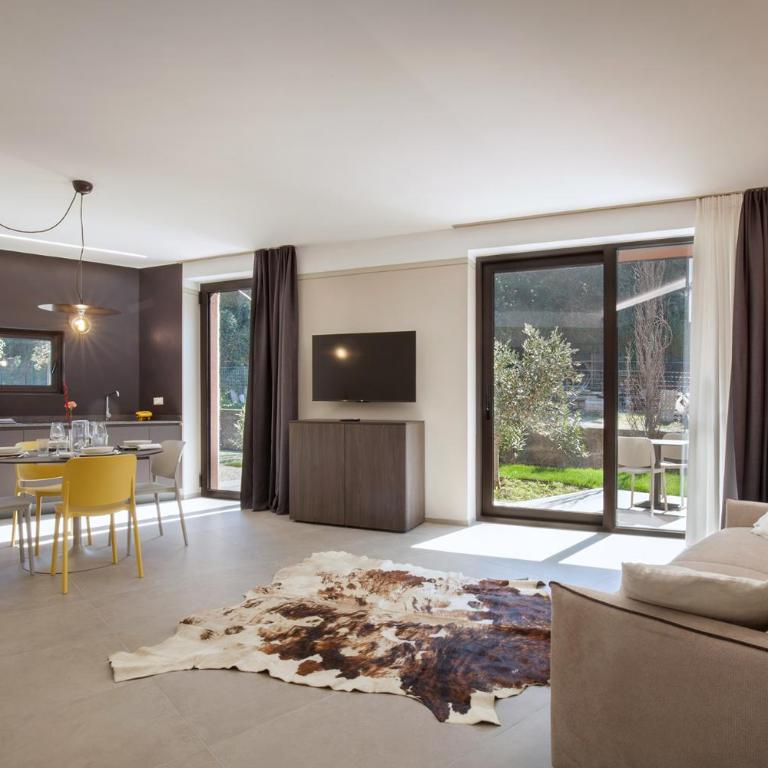 Villa Carlotta - Appartamento con 2 Camere da Letto e Vista Giardino - 16