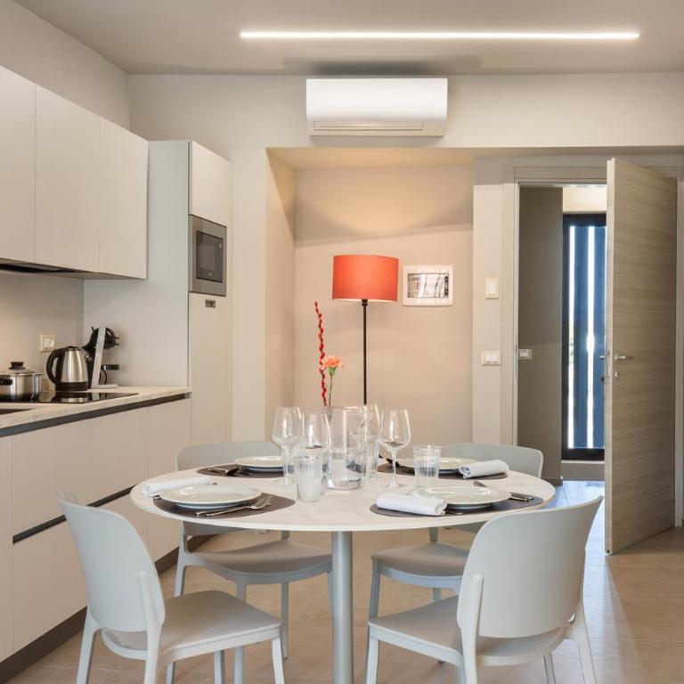 Villa Carlotta - Appartamento con 2 Camere da Letto, Balcone e Terrazza - 19