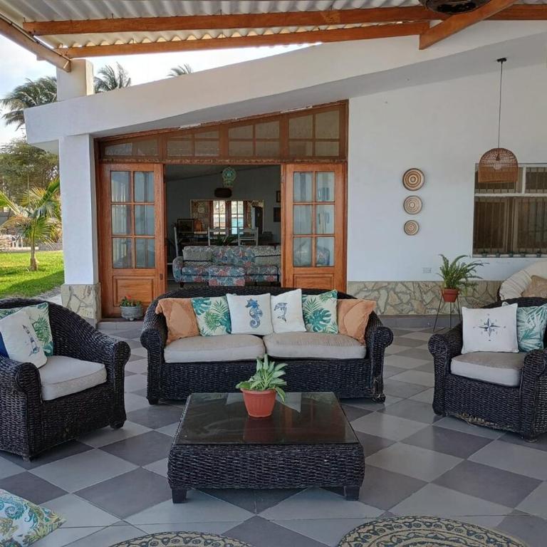 Casa Frente al Mar en Colán - Six-Bedroom House - 12