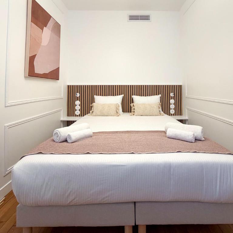 Montmartre Chic Luxury 3BR 8Pax Clim - Appartamento con 3 Camere da Letto - 7